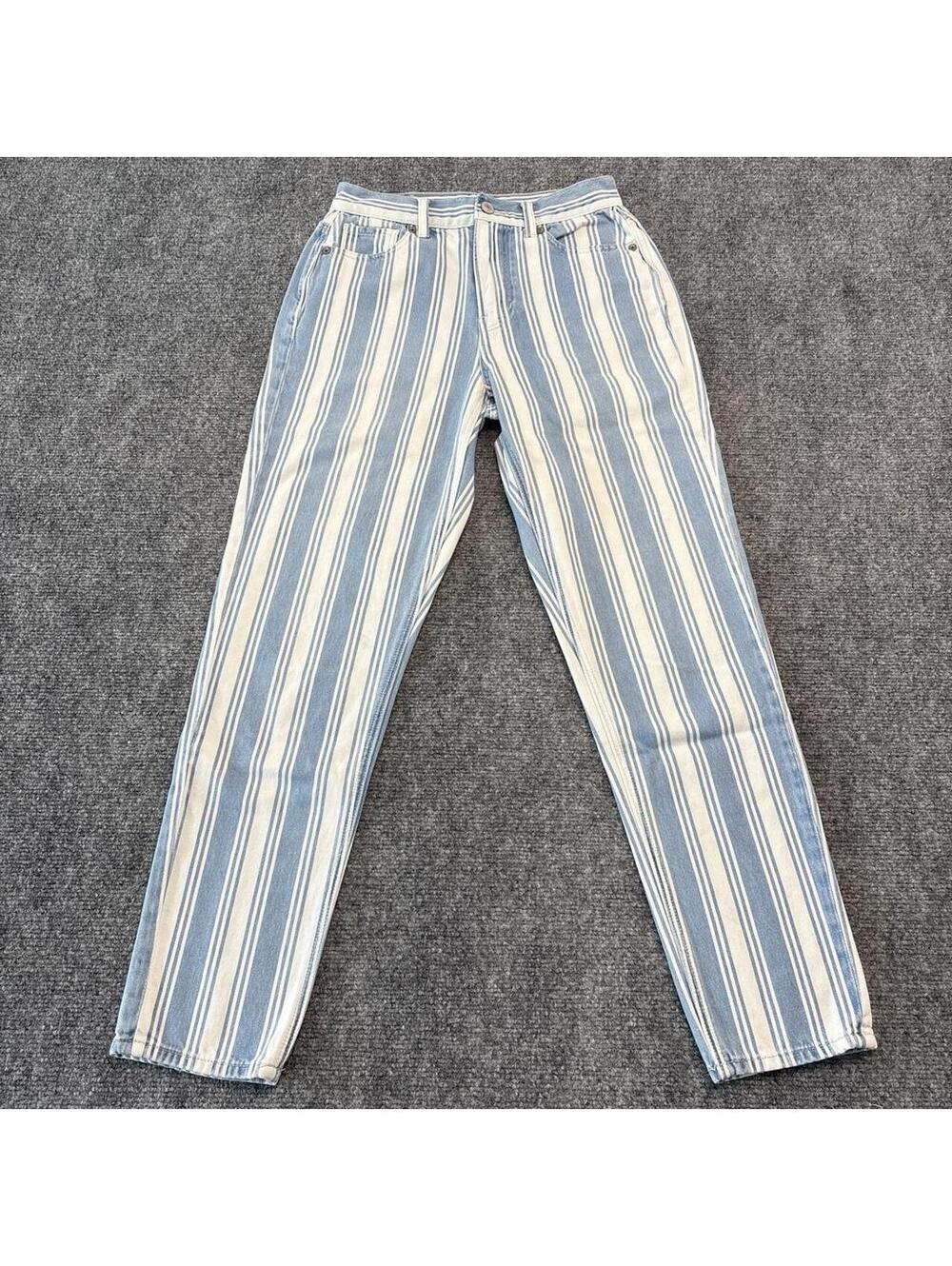 1130 American Eagle Women's Multi and Blue Jeans